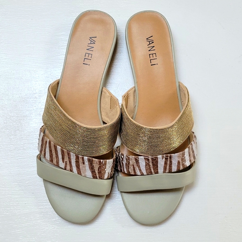 Vaneli Sandals
